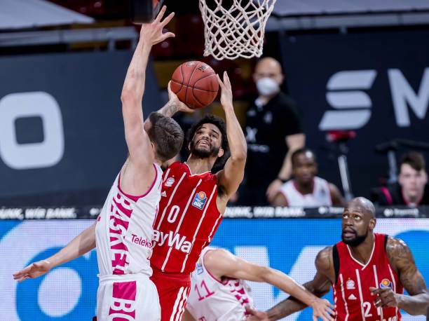 居莱尔此次 居莱尔此次