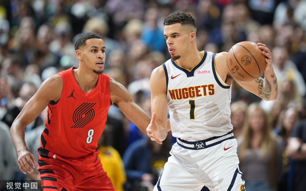 他们各自的 他们各自的